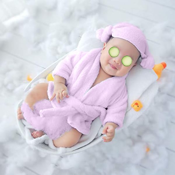 SPOKKI Newborn Photography Props Baby Girl 5 PCS Bathrobes Bath Towel Outfit with Slippers Cucumber Photo Props for Infant Boys Girls(0-6 Months)