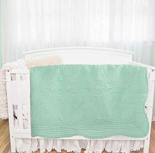 MONOBLANKS Baby Quilt Personlized Monogram Lightweight Embossed Scalloped Throw Blanket Four Seasons (Mint)