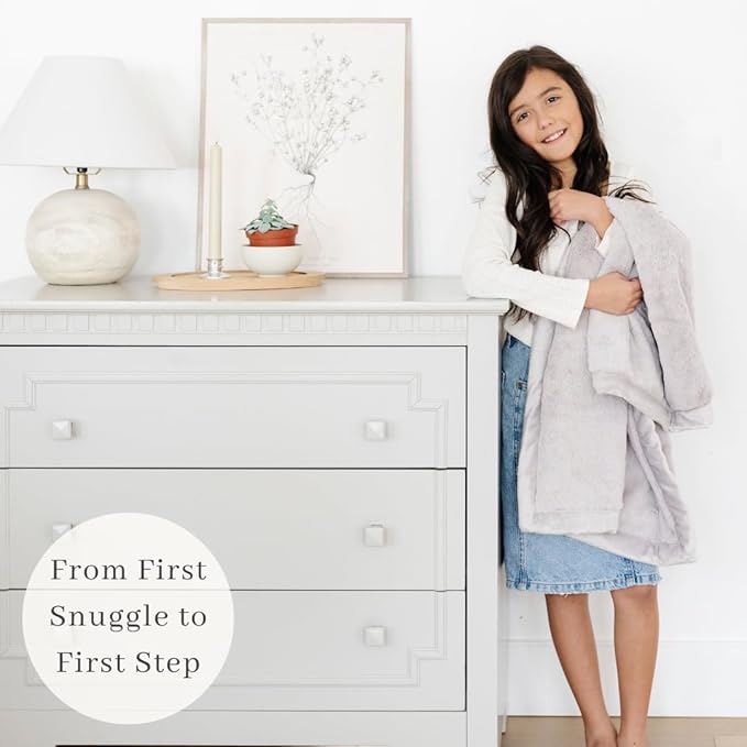 SARANONI Receiving Blankets for Babies Super Soft Boutique Quality Lush Luxury Baby Blanket (Feather, Receiving Blanket 40" x 30")