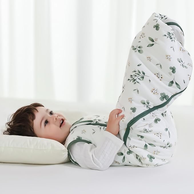Mosebears Unisex Rayon Made from Bamboo Sleep Sack with 2-Way Zipper,2.5 Tog Baby Winter Sleep Sack(Plant,6-18 Months)