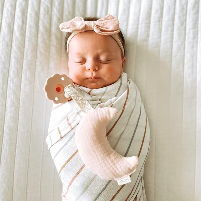 Ali+Oli Plush Muslin Cotton Pacifier Holder (Moon-Pink) Soft Binky Holder for Babies, Plush Holder for Pacifiers, Cute Baby Binkies Plush Holder, Pacifier Holder for Baby Boys & Girls