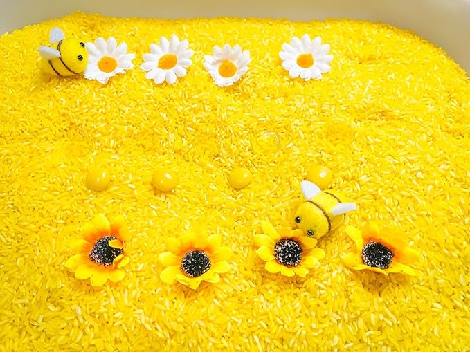 Kids Sensory bins Montessori sensory bin, sensory toys, Sensory bins, Sensory Bin For Preschoolers (Bee)