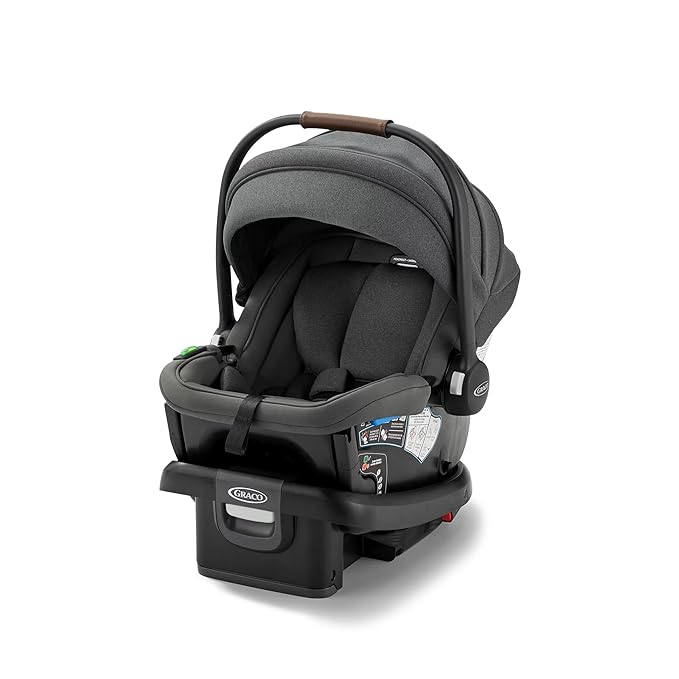 Graco Gomax Infant Car Seat, Ace, Lightweight, Reclining Rear Facing Car Seat Installs with or Without a Base
