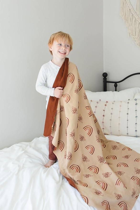 Leyl&Ari Basic Toddler Blanket | Organic Cotton Reversable Toddler Crib Blanket | Gender Neutral (Cherrywood/Neutral)
