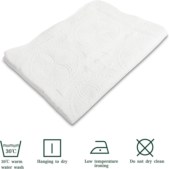 MONOBLANKS Baby Quilt Personlized Monogram Lightweight Embossed Scalloped Throw Blanket Four Seasons (White)