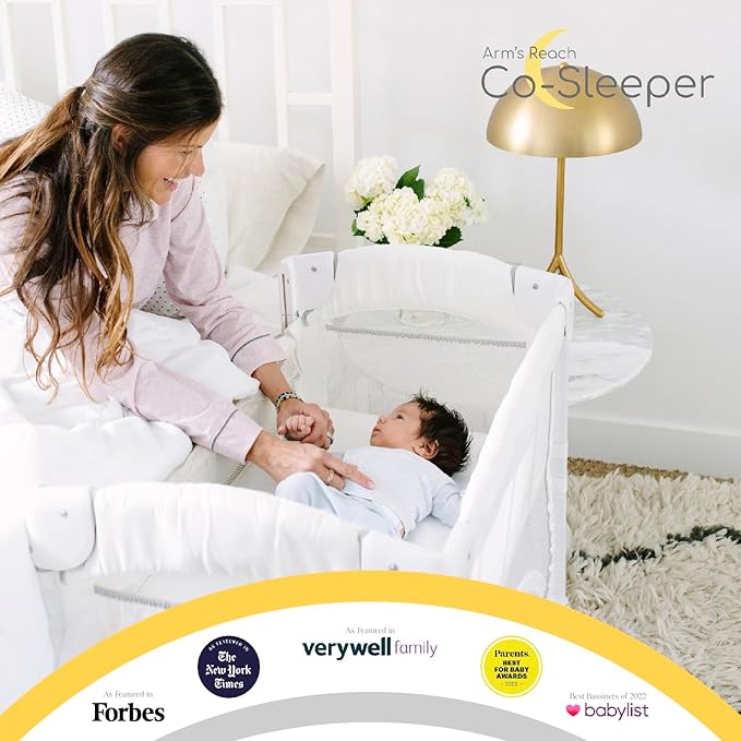Arm’s Reach Mini Ezee 2 in 1 Co-Sleeper Bedside Bassinet Featuring Breathable Mesh Side Panels with 2 Wheels for Portability, Side Pockets, and Bottom Storage, White