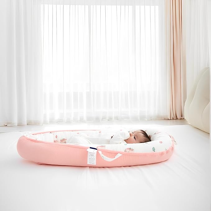Premium Muslin Baby Lounger - Foldable, Adjustable & Breathable Infant Seat for 0-24 Months, Portable Travel Design with Mesh Liner, Soft & Cozy for Home & On-The-Go