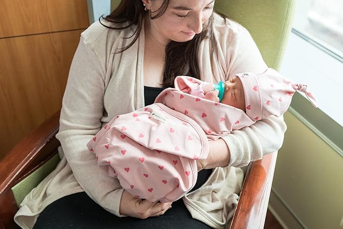 MONICA + ANDY Baby Organic Hospital Cuddle Box