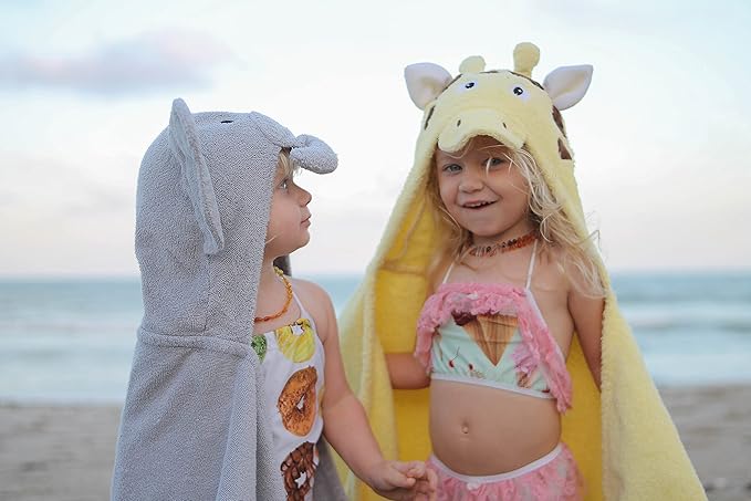 Hooded Baby Towel for Kids 2-8 | Large 100% Cotton Baby Towel for Girls or Boys | Unisex Cute Giraffe Bath Towels for Babies and Toddlers in Yellow