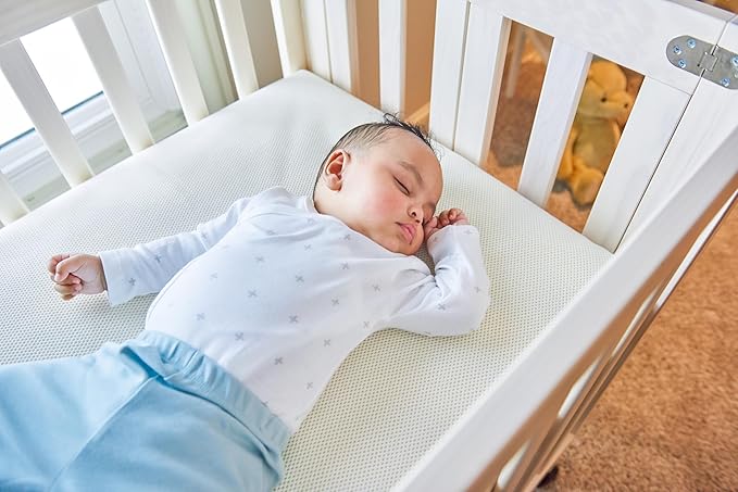 Naturepedic Organic Mini Crib Mattress - Breathable & Lightweight Infant & Toddler Mattress - Waterproof Baby Bed Mattress for Crib - Non-Toxic Mattress for Baby and Toddler Bed - 23.5" x 37.5" x 3"