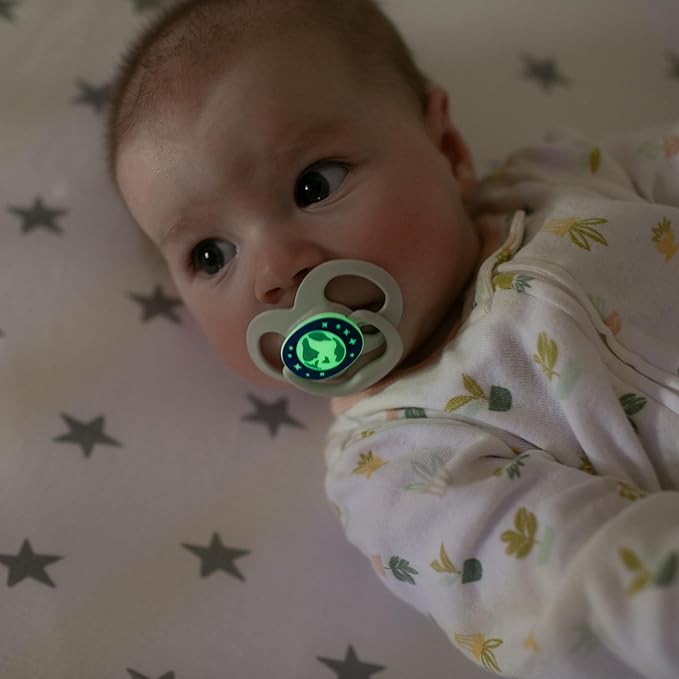 Dr. Brown's Advantage Glow-in-the-Dark Baby Pacifier, Fully Symmetrical Soother with Soft Silicone Bulb, Purple Nature, 6-18m, BPA Free, 2 Pack