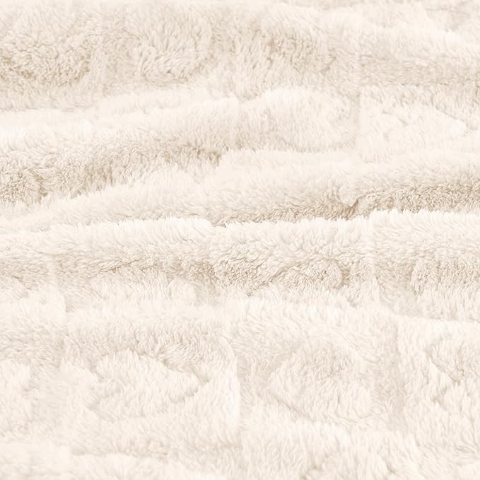 Yurhap Fleece Baby Blanket Heart Checkered Blanket, Ultra Soft Cozy Baby Blankets for Boys Girls, Fluffy Infant Toddler Newborn Receiving Blankets for Crib Stroller 30”×40” (Cream)