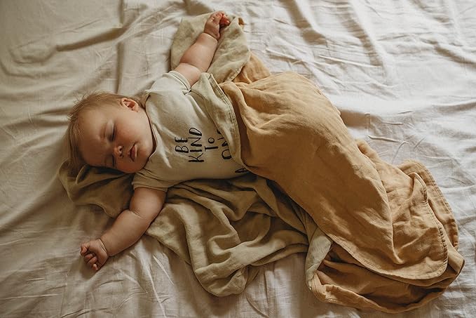 Leyl&Ari Basic Toddler Blanket | Organic Baby Blanket for Boys Girls | Gender Neutral Newborn Essentials (Sand/Cream)