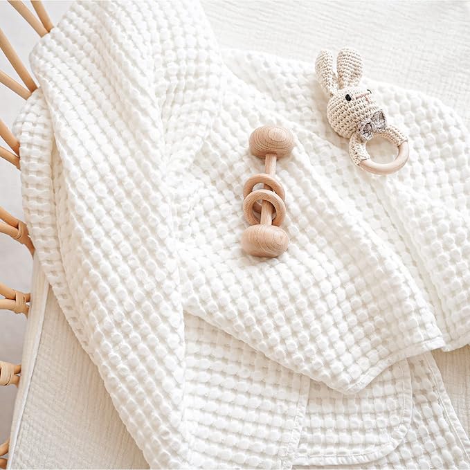 Konssy Waffle Baby Blanket - Soft & Cozy Nursery Swaddle Blanket, Lightweight Toddler Throw for Boys & Girls, Ideal for Wrapping(White)