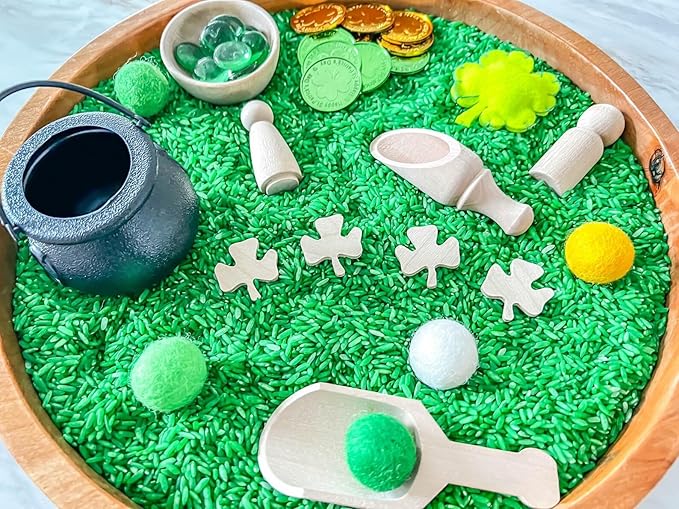 Kids Sensory bins Montessori sensory bin, sensory toys, Sensory bins, Sensory Bin For Preschoolers (St. Patrick Day Cauldron)