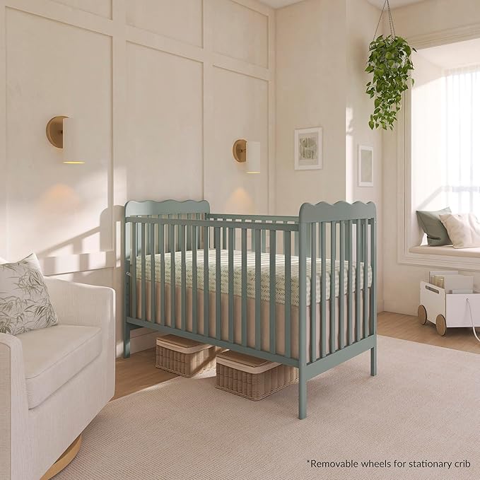 Dream On Me Carson Classic 3 in 1 Convertible Crib in Meadow Green, GreenGuard Gold & JPMA Certified Baby Crib, Comes with Locking Wheels, Coverts from Crib to Day Bed and Kids Sofa