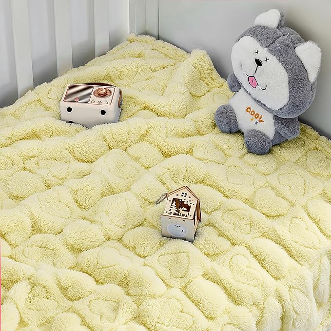 Yurhap Fleece Baby Blanket Heart Checkered Blanket, Ultra Soft Cozy Baby Blankets for Girls Boys, Fluffy Infant Toddler Newborn Receiving Blankets for Crib Stroller 30”×40” (Yellow)