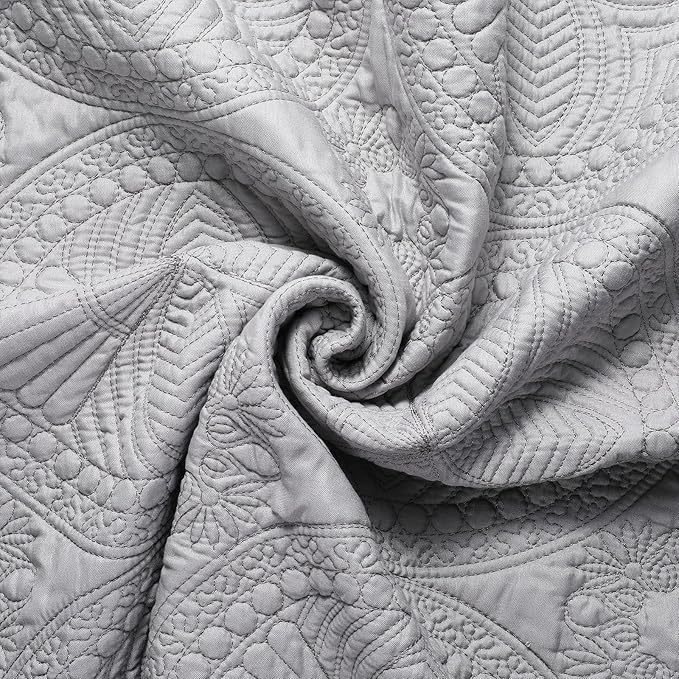 Embossed Baby Quilt Neutral Durable Lightweight Baby Blankets Four Seasons Cotton Nursery Bed Blankets for Personlized Monogram 46x36 Inches (Grey)