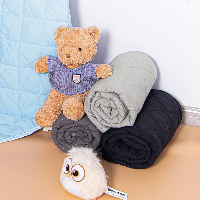 NTBAY Down Alternative Toddler Comforter, Lightweight and Warm Solid Color Baby Crib Quilted Blanket, 39x47 inches, Black