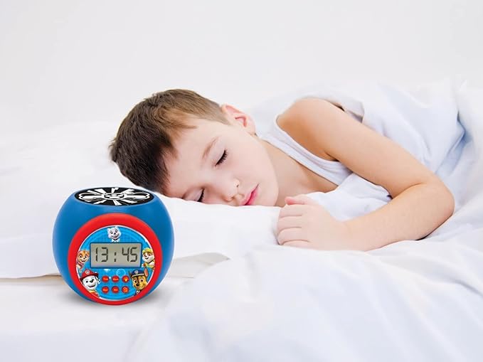 LEXIBOOK - Paw Patrol Projector Alarm Clock with Snooze Function and Alarm Function,Night Light with Timer, LCD Screen, Battery Operated, Blue/Red, RL977PA