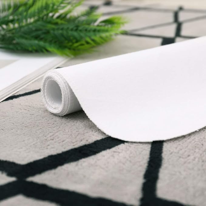 Flannel Protector Pad，100％ Waterproof Mattress Protector Pad, One Size, 34" X 54"