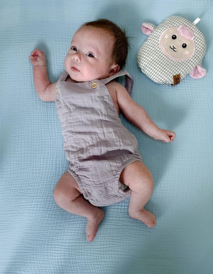 Hugs & Llamas | 100% Organic Cotton Muslin Fitted Crib Sheet | Premium Baby Bedding for Boys & Girls | Neutral Design | Fits Standard Mattress