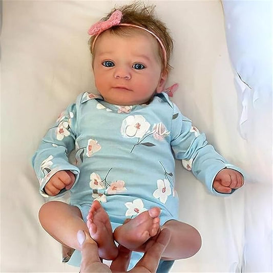 Lifelike Reborn Baby Dolls Girl - 18 Inch Baby Doll Realistic Newborn Girl Silicone, Cloth Body Adorable Reborn Baby Doll Real Life Babies Reborn Doll Toys with Accessories Birthday Gift for Kids