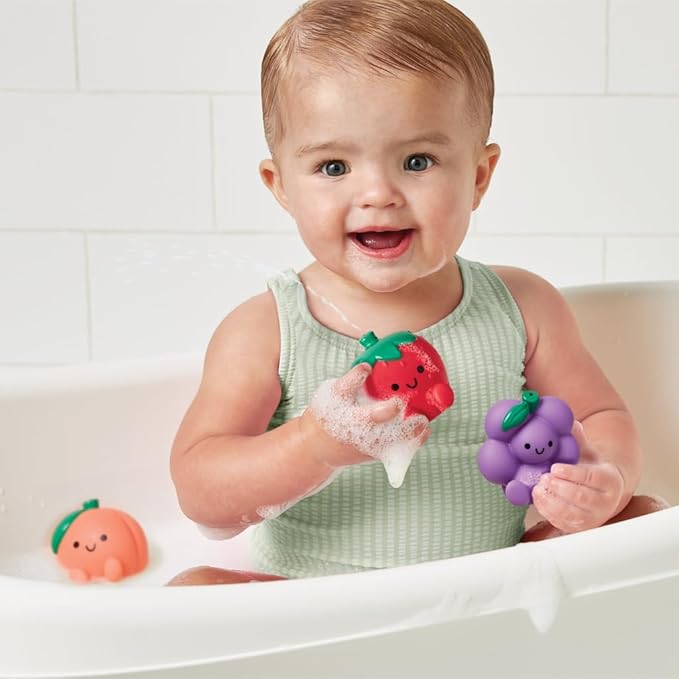 Itzy Ritzy Bath Squirter Toys – Set of 3 Textured, Fruit-Shaped Bath Toys & 1 Sprinkle Strainer – Itzy Splash Pals Promote Sensory Play, Cause & Effect, & Motor Skill Development – 6 Mos & Up (Fruit)