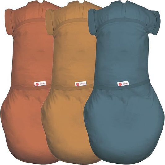 embé 2-Way Transition Short Sleeve Swaddle Blanket Wrap for Babies 3-6 Months - Rust, Sand, Spruce | Legs in & Out Design | Stage 2 Sleep, 12-18 lbs