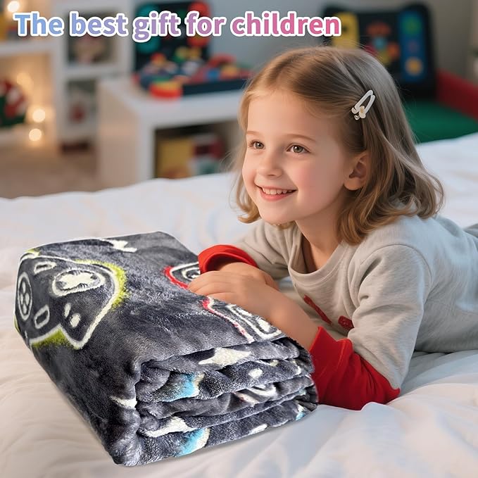 TEHALK Gaming Blanket for Boys, Glow in The Dark Gamer Blankets for Teen Boys, Gaming Gifts for Men, Cool Gamer Gifts, Birthday 40"x 60"