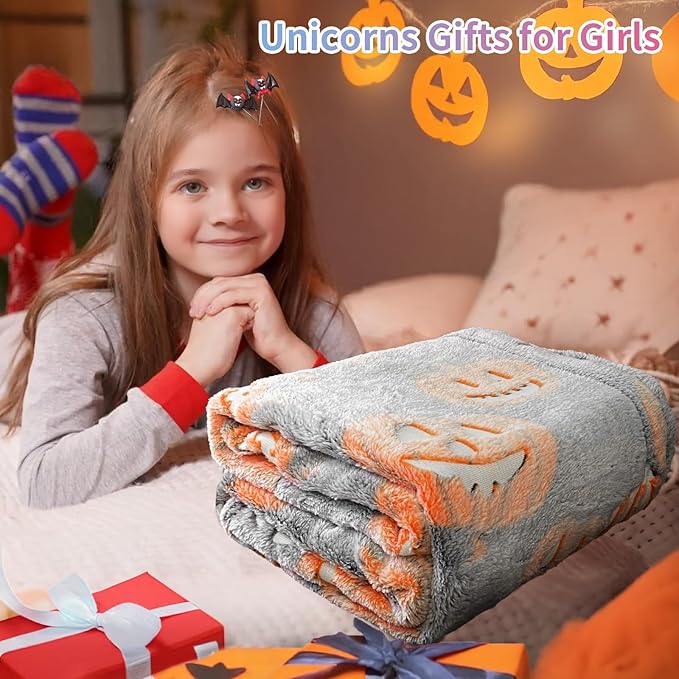 TEHALK Cute Halloween Pumpkin Blanket - Spooky Fall Throw for Kids, Teens, Women, Men - 40"x60"
