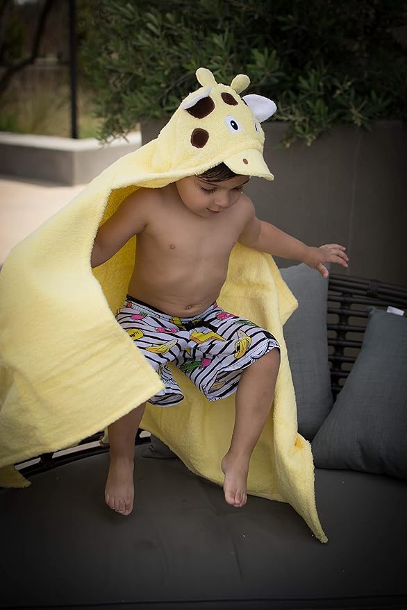 Hooded Baby Towel for Kids 2-8 | Large 100% Cotton Baby Towel for Girls or Boys | Unisex Cute Giraffe Bath Towels for Babies and Toddlers in Yellow
