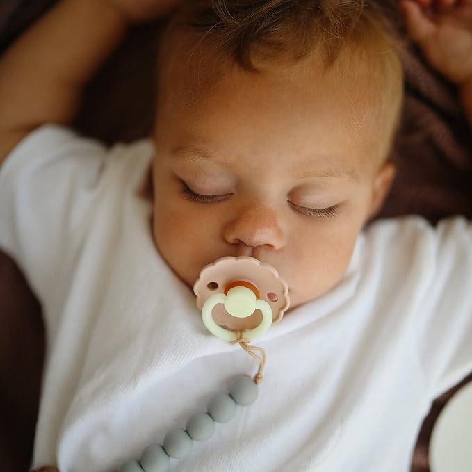 FRIGG Daisy Night Natural Rubber Baby Pacifier | Made in Denmark | BPA-Free (Croissant/Cream, 6-18 Months) 2-Pack