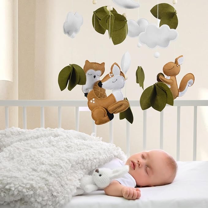 FEISIKE Baby Mobile for Cirb, Woodland Animals Theme Bassinet Baby Nursery Mobiles for Boys and Girls, Squirrel Crib Mobile Hanger for Infant Bedroom Hanging Decoration