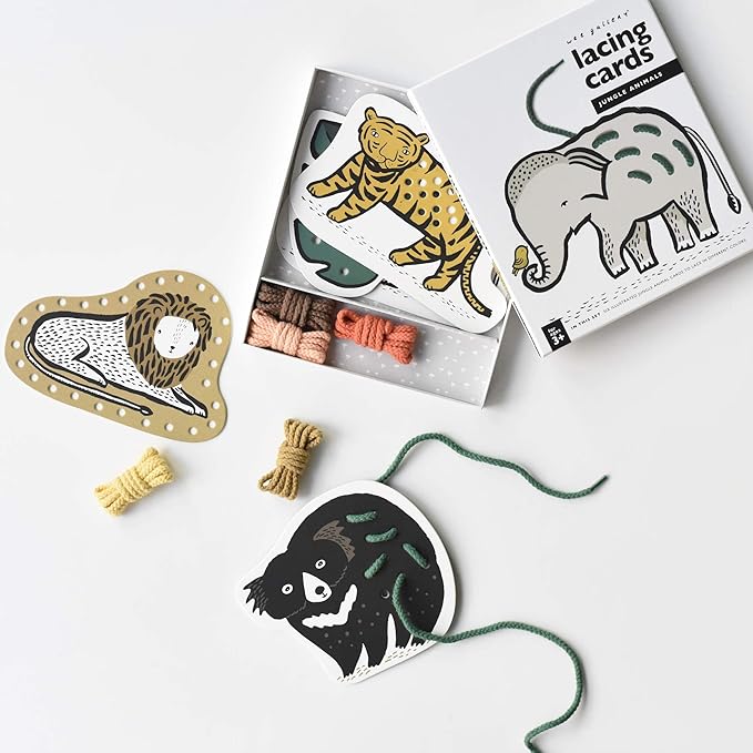 Wee Gallery Jungle Lacing Cards, Sewing Board and Travel Game for Toddlers and Preschoolers, Fine Motor Skills Toy, Montessori-Inspired Educational Kids Craft Activity for Ages 3+