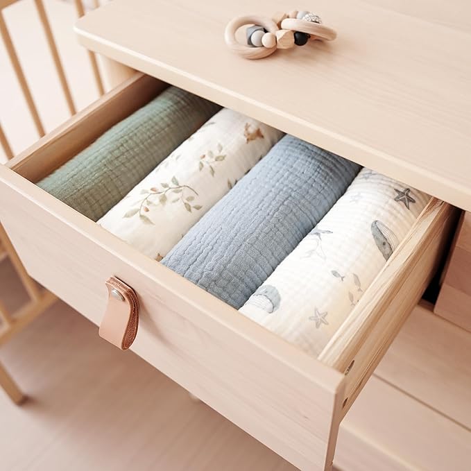 Konssy 2-Pack Muslin Hooded Baby Towels, 100% Cotton, Ultra-Soft & Absorbent Baby Bath Towels with Hood for Newborn & Infant (Blue, Blue Whale, 30'' x 30'')