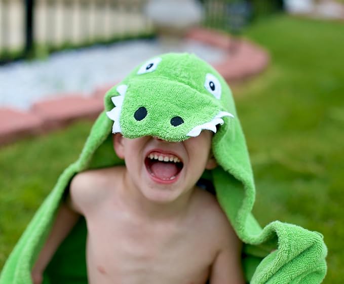 Hooded Baby Towel for Kids 2-8 | Large 100% Cotton Baby Towel for Boys or Girls | Unisex Cute Alligator Bath Towels for Babies and Toddlers in Green