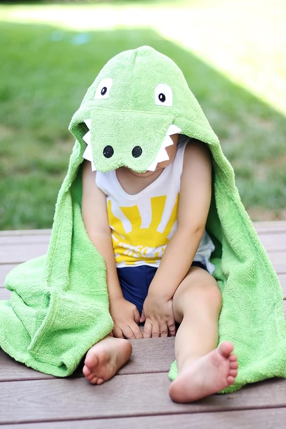 Hooded Baby Towel for Kids 2-8 | Large 100% Cotton Baby Towel for Boys or Girls | Unisex Cute Alligator Bath Towels for Babies and Toddlers in Green