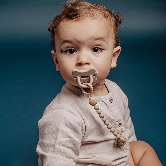 Suavinex Color Essence Silicone Baby Pacifier Clip, Single Piece 100% Soft Silicone Chain, Baby Accessories and Essentials, Designed in Spain (Lavender)