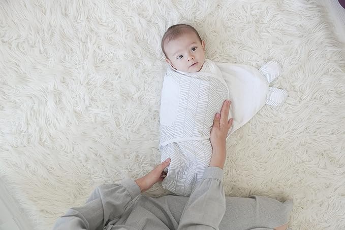 BaeBae Goods Swaddle Blanket, Adjustable Infant Baby Swaddling Wrap Set of 4, Baby Swaddling Wrap Blankets for Boys and Girls Made in Soft Cotton (Green/Grey Triangles, 3-6 Months)