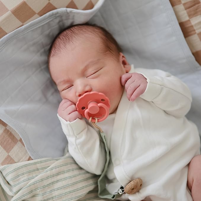 FRIGG Daisy Natural Rubber Baby Pacifier | Made in Denmark | BPA-Free (Cream/Poppy, Size 1) 2-Pack