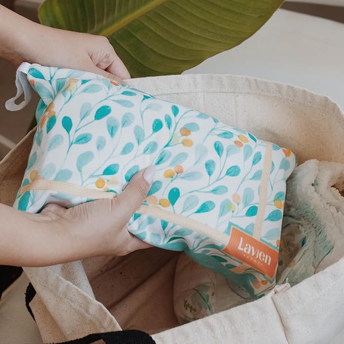 Lavien Home 12-Pack Rayon derived from Bamboo Washcloths with Multi-Purpose Clutch Bag, Ultra-Soft Absorbent Towels for Face, Body, Shower, Make-Up, Baby, and More - Cloud Touch 10"x10" (White)