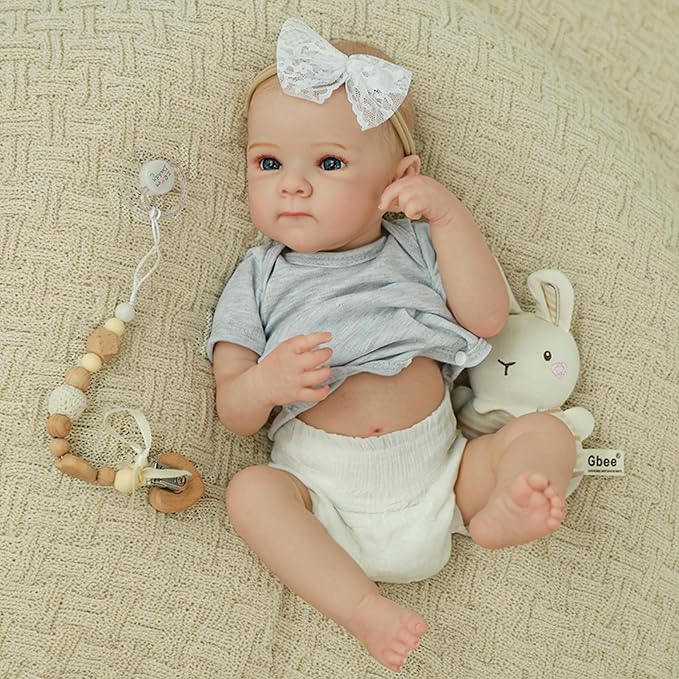 WOOROY Realistic Reborn Baby Dolls - 20 Inch Lifelike Silicone Baby Girl with Full Vinyl Body, Real Life Newborn Baby Doll Gifts Toy with Accessories for Kids 3+