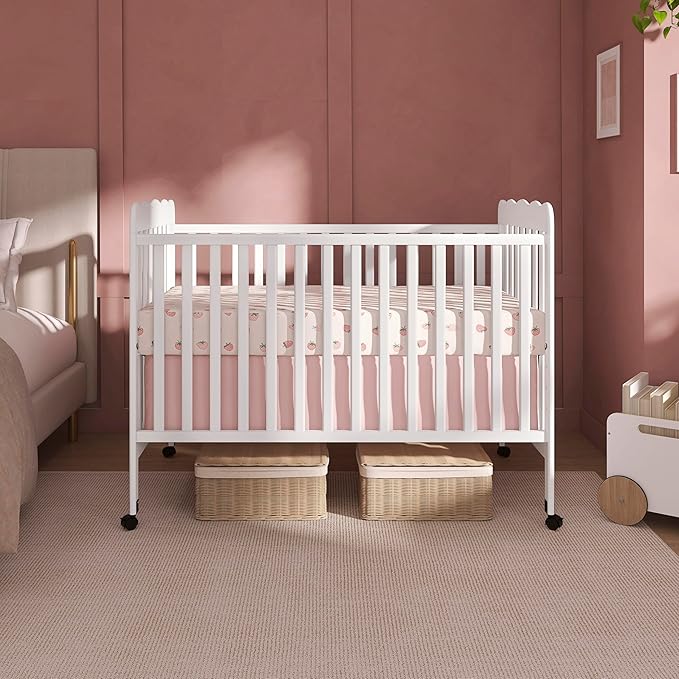 Dream On Me Carson Classic 3-in-1 Convertible Full-Size Baby Crib in White, GreenGuard Gold & JPMA, 4 Mattress Heights, Converts to Day & Toddler Bed, Locking Wheels, Classic Nursery Design